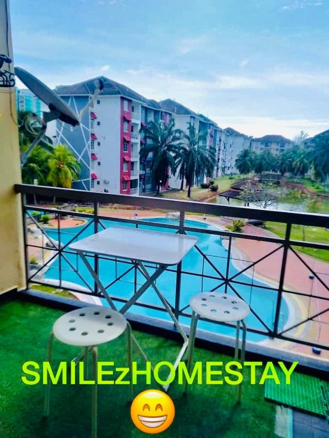 Smilez Homestay H102 & A306 At Pd Perdana Kondo Resort Port Dickson Exteriör bild