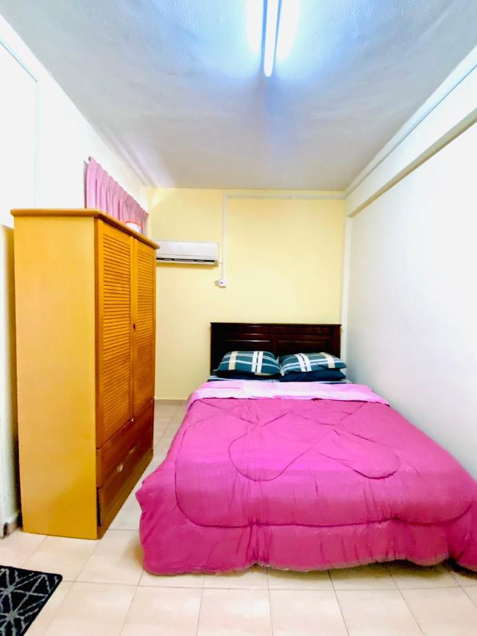 Smilez Homestay H102 & A306 At Pd Perdana Kondo Resort Port Dickson Exteriör bild