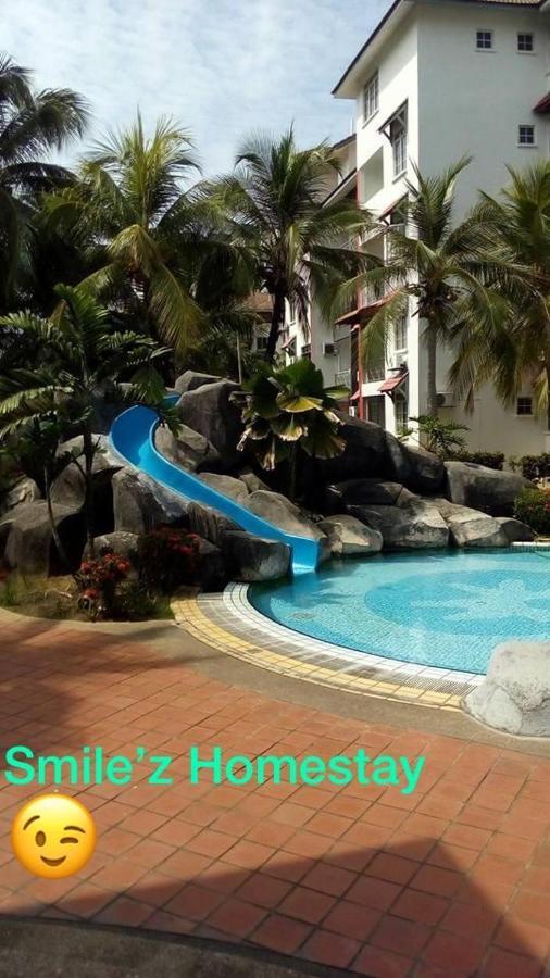 Smilez Homestay H102 & A306 At Pd Perdana Kondo Resort Port Dickson Exteriör bild