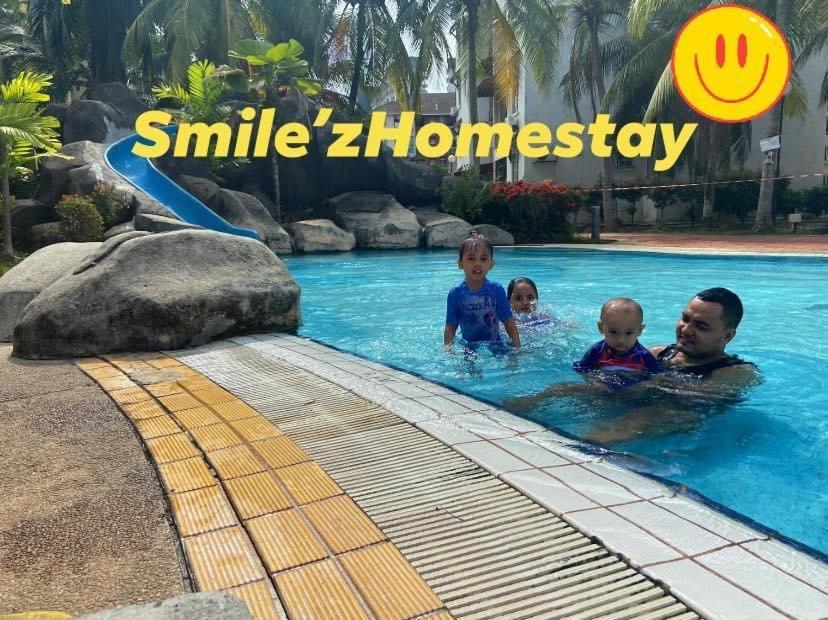Smilez Homestay H102 & A306 At Pd Perdana Kondo Resort Port Dickson Exteriör bild